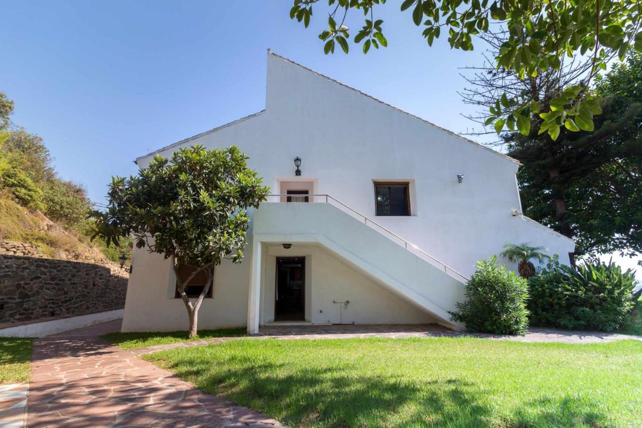 Castle Beach House Luxury Beachfront Villa Málaga Exterior foto