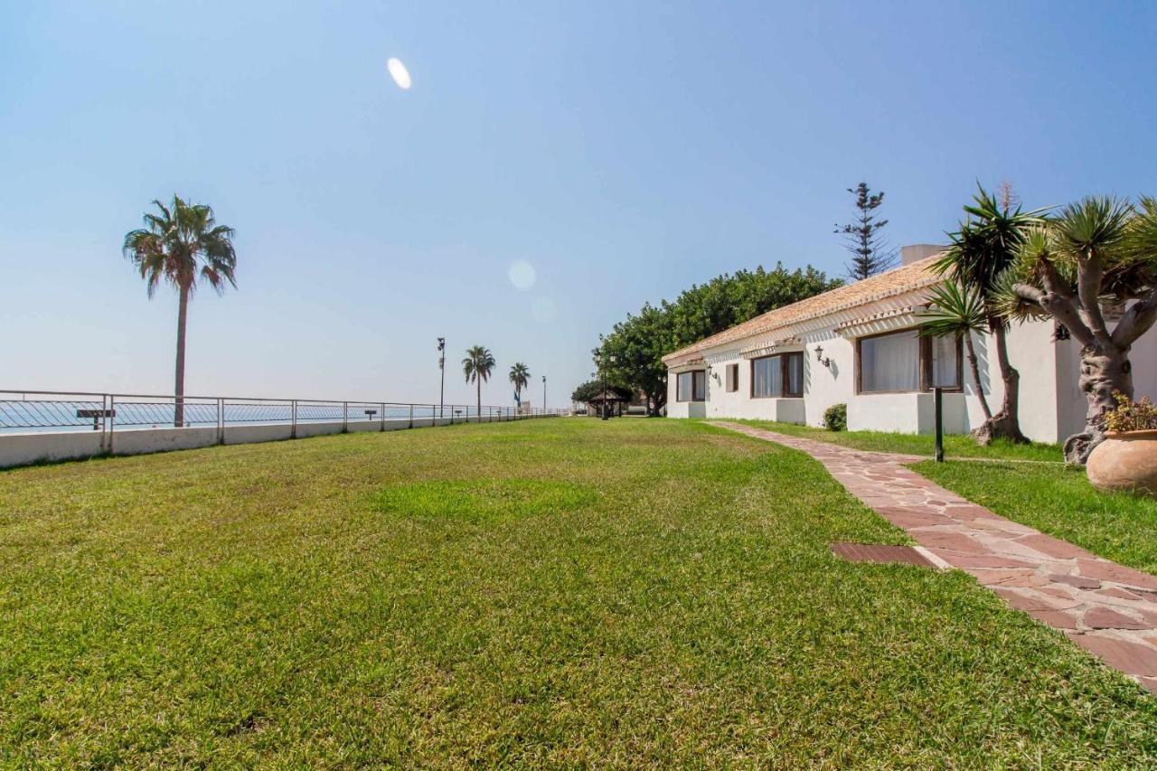 Castle Beach House Luxury Beachfront Villa Málaga Exterior foto