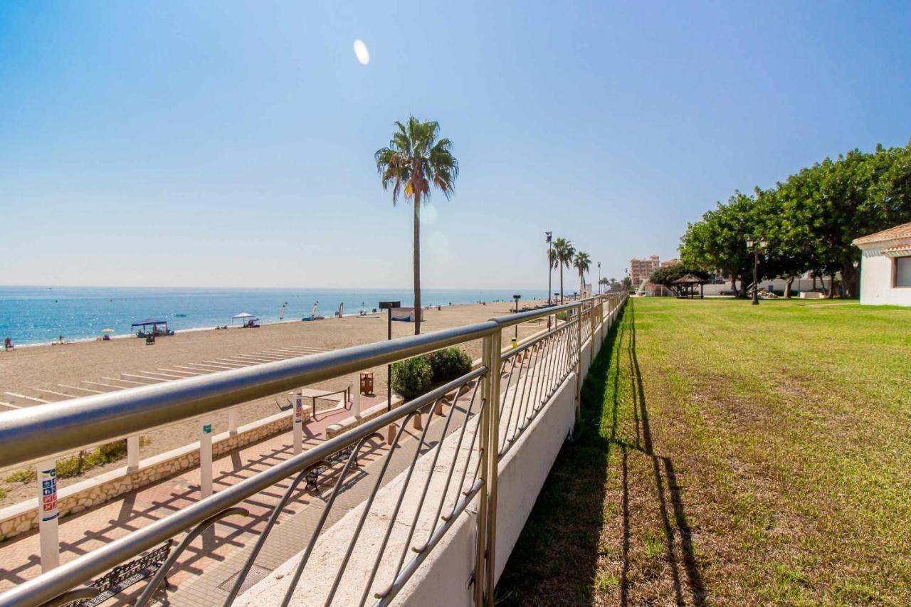 Castle Beach House Luxury Beachfront Villa Málaga Exterior foto