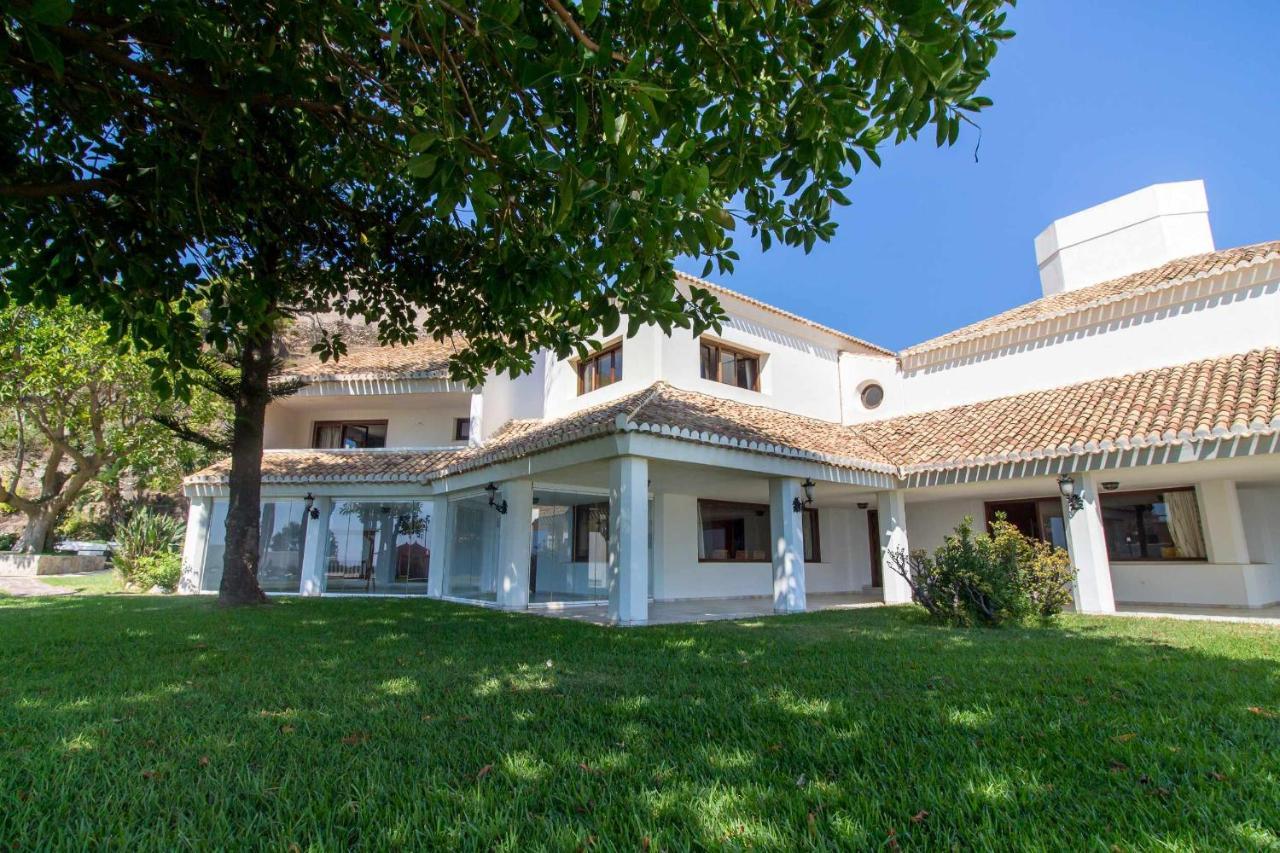 Castle Beach House Luxury Beachfront Villa Málaga Exterior foto