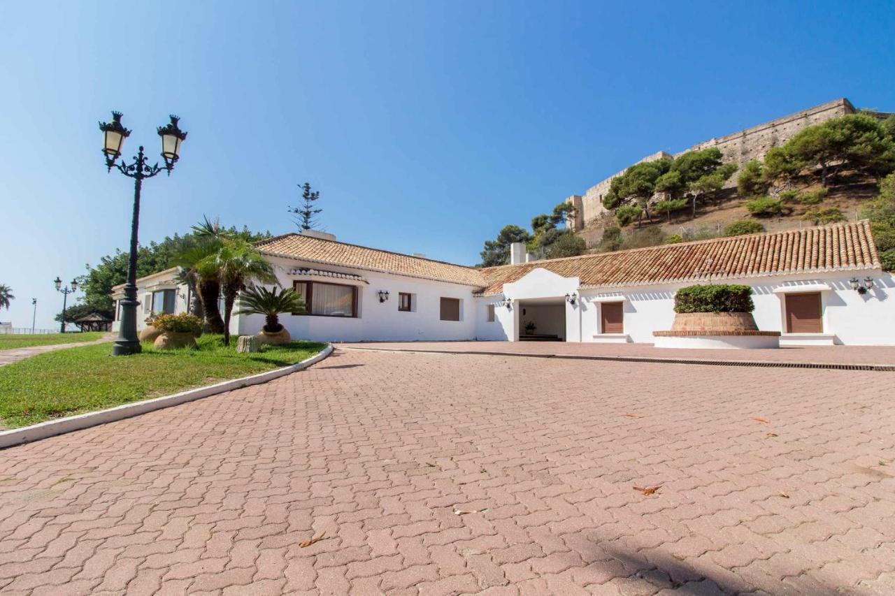 Castle Beach House Luxury Beachfront Villa Málaga Exterior foto